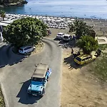 فندق Laguna Alya &