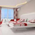 فندق Laguna Alya &