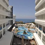 Laguna Alya & فندق