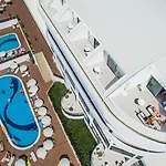 فندق Laguna Alya &
