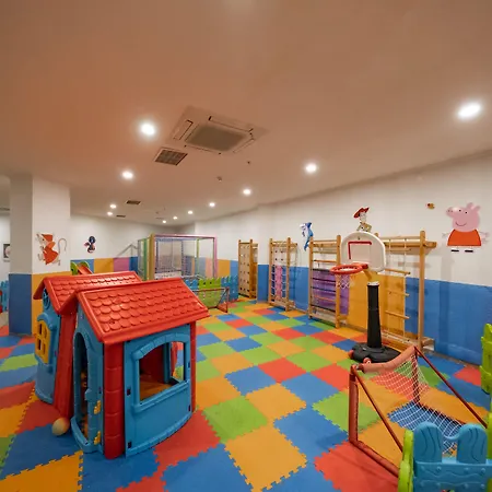 Laguna Alya & Szálloda Okurcalar