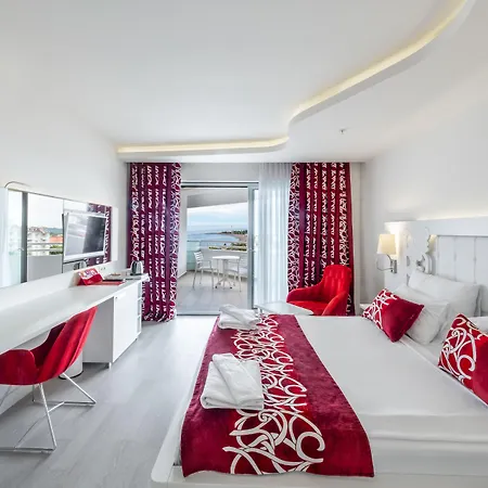 Laguna Alya & Szálloda