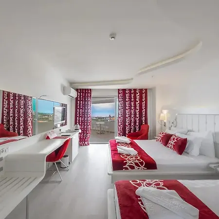 Laguna Alya & 5*