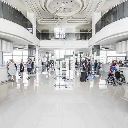 Laguna Alya & Szálloda