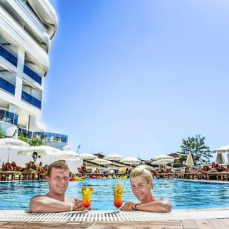 Szálloda Laguna Alya &