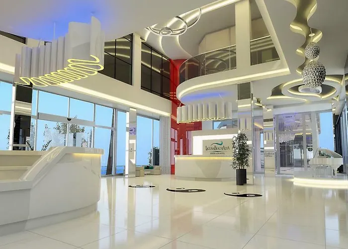 Laguna Alya & 5* 欧库卡拉